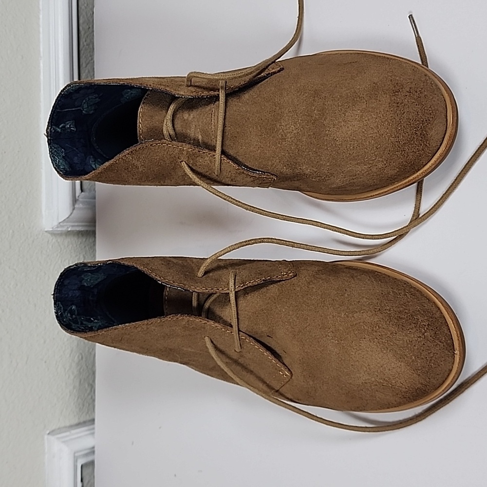 Lucky Brand women Brown Tan Master Chukka size 9.5 M